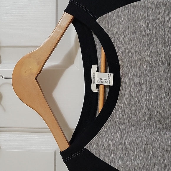 Basic baseball tee, forever 21, M, grey/black - Picture 3 of 5